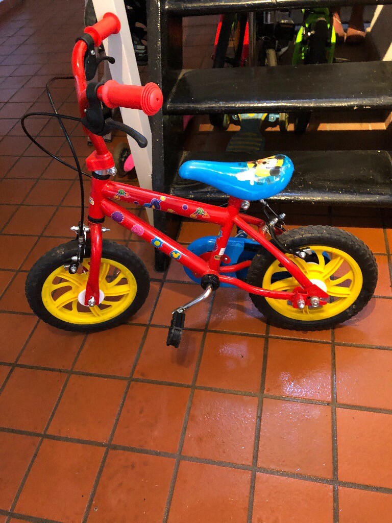 mickey mouse bicycle with training wheels